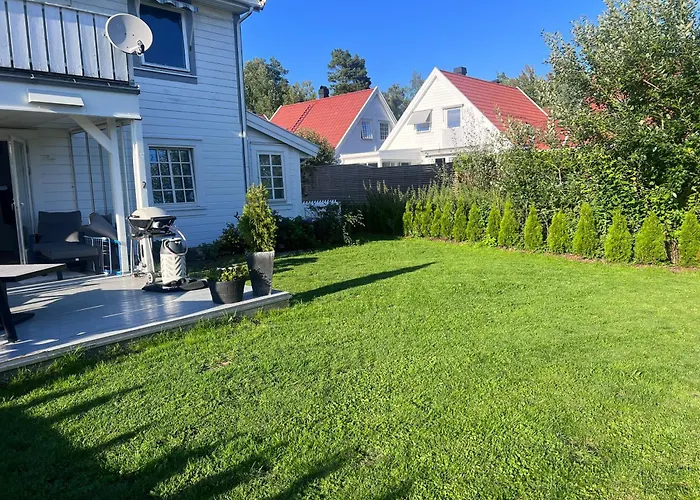 Super Fresh With Garden Wifi Ev Carger アパート Nøtterøy