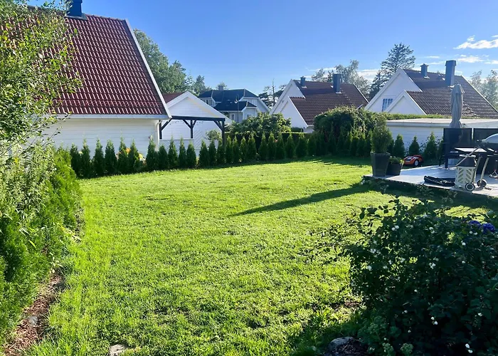 Super Fresh With Garden Wifi Ev Carger Nøtterøy