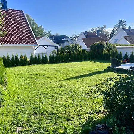 Super Fresh With Garden Wifi Ev Carger Nøtterøy